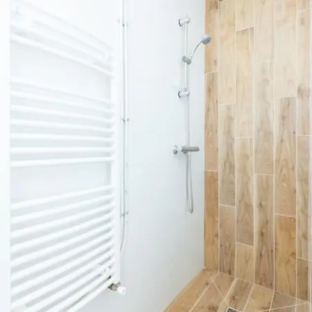 아파트 Le Petit Marin, Clim/wifi/quartier Gare-arenes. 님